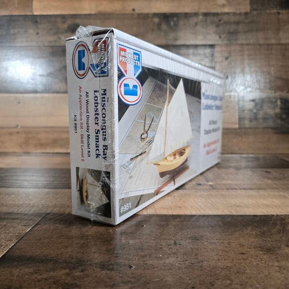 Midwest Lobster Smack Wooden Model Kit NEW SEALED - Picture 5 of 5